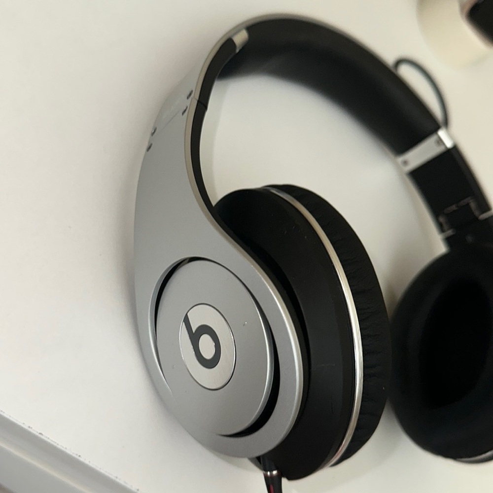 Beats by Dre Studio Wired Headphones